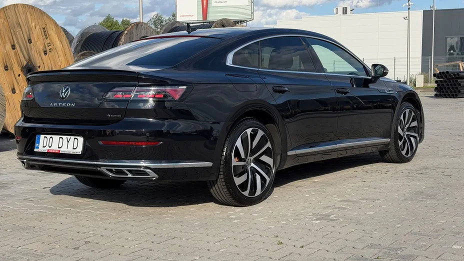 VOLKSWAGEN Arteon -