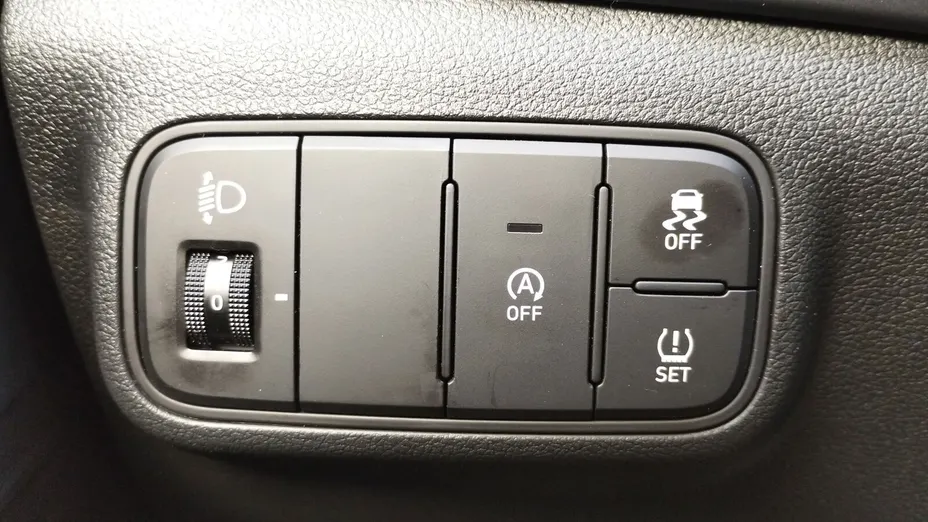 HYUNDAI i20 i20 1.0 T-GDi Modern DCT