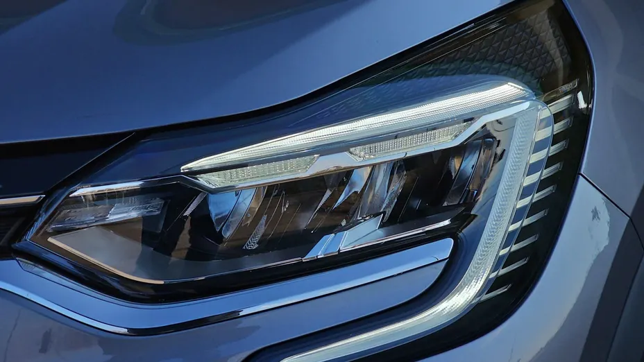 RENAULT Captur Captur 1.3 TCe mHEV Techno EDC