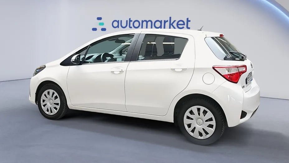 TOYOTA Yaris Yaris 1.5 Active