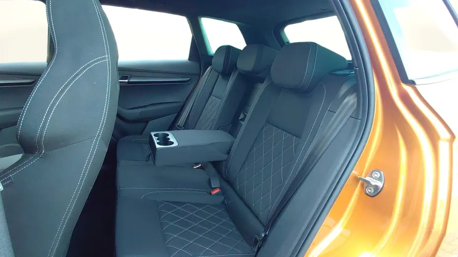 SKODA Karoq Karoq 1.5 TSI ACT Sportline DSG