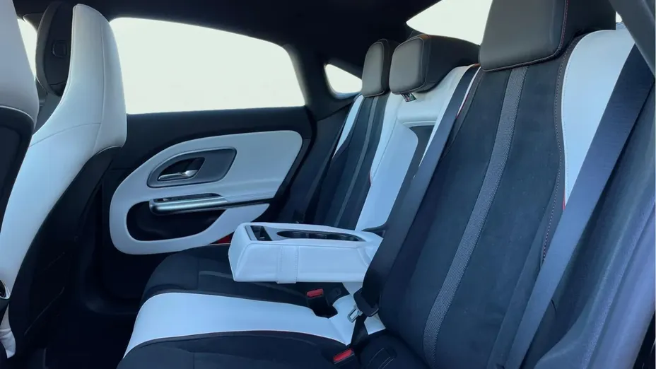 MERCEDES-BENZ CLA CLA 200 mHEV 8G-DCT Nowy