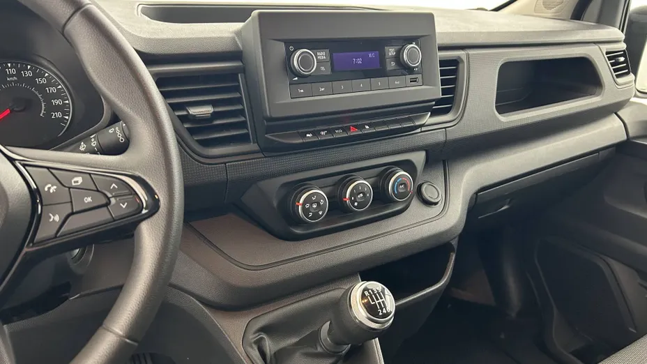 RENAULT Trafic -