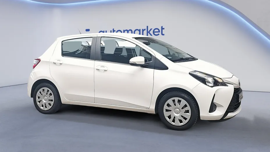 TOYOTA Yaris Yaris 1.0 Active