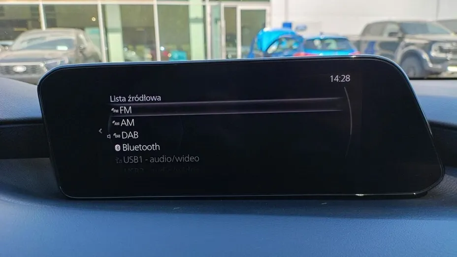 MAZDA 3 -