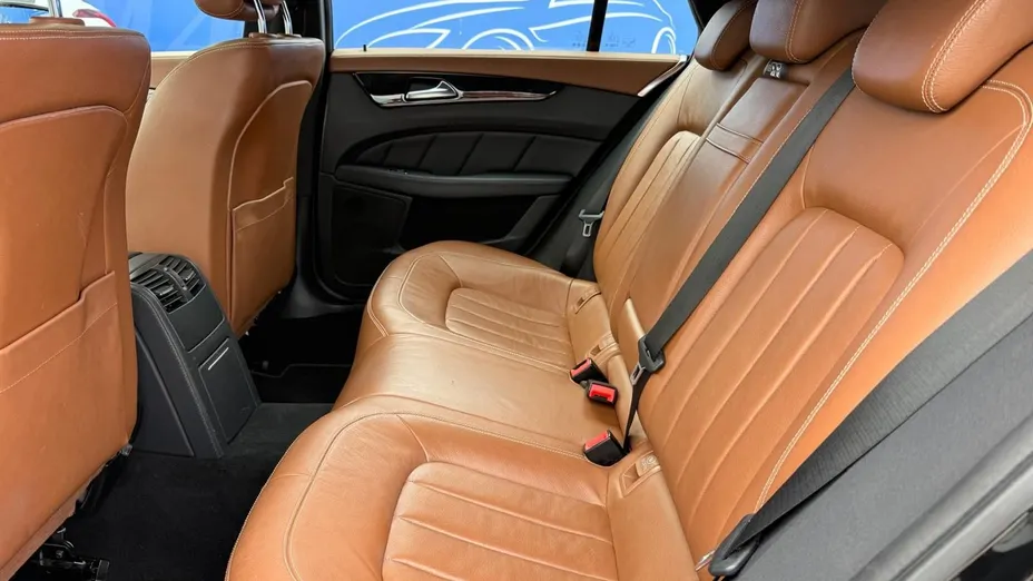 MERCEDES-BENZ CLS -