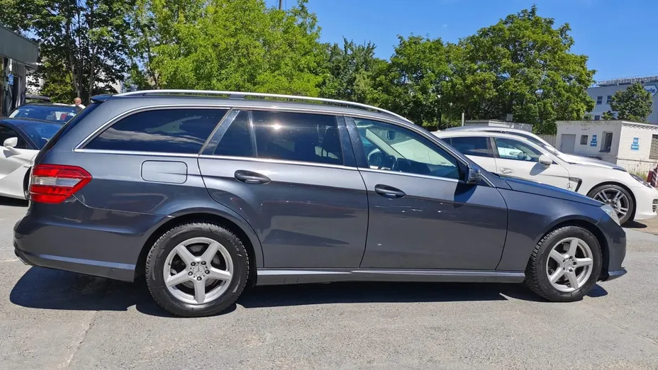 MERCEDES-BENZ E Klasa E 220 BlueTEC 9G-TRONIC Avantgarde