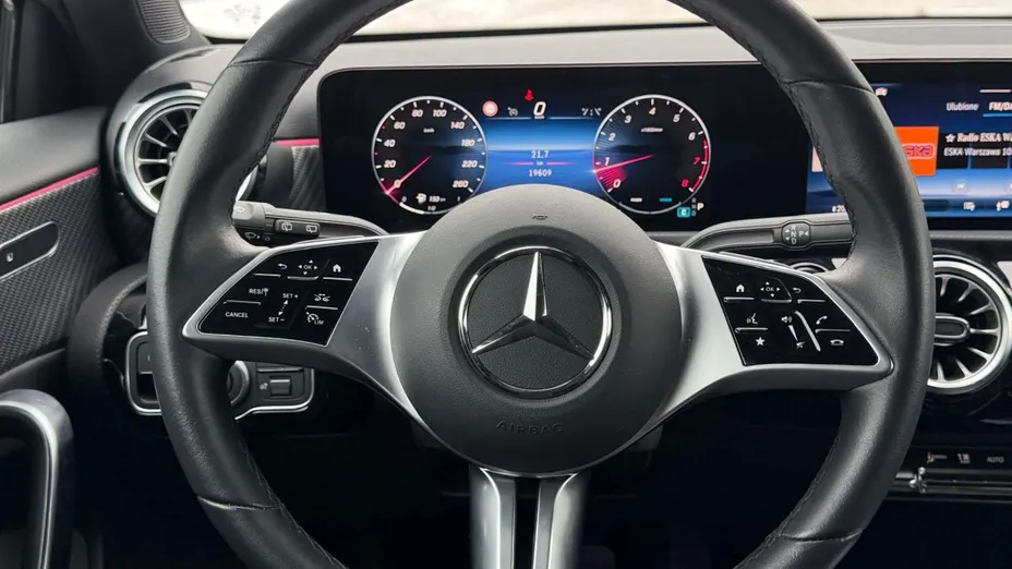 MERCEDES-BENZ A Klasa A 180 Progressive 7G-DCT