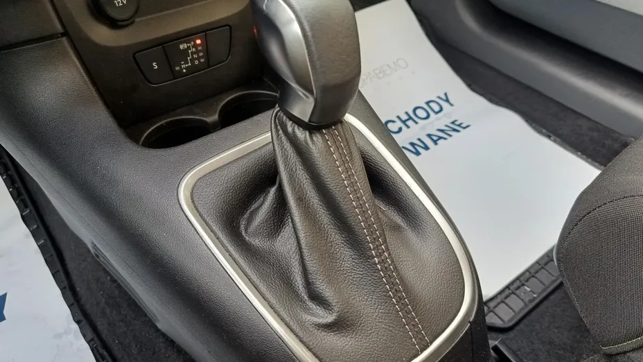 CITROEN C3 C3 1.2 PureTech Max EAT6