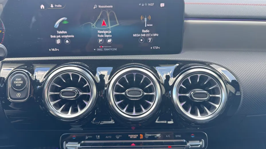 MERCEDES-BENZ CLA CLA 200 AMG Line 7G-DCT