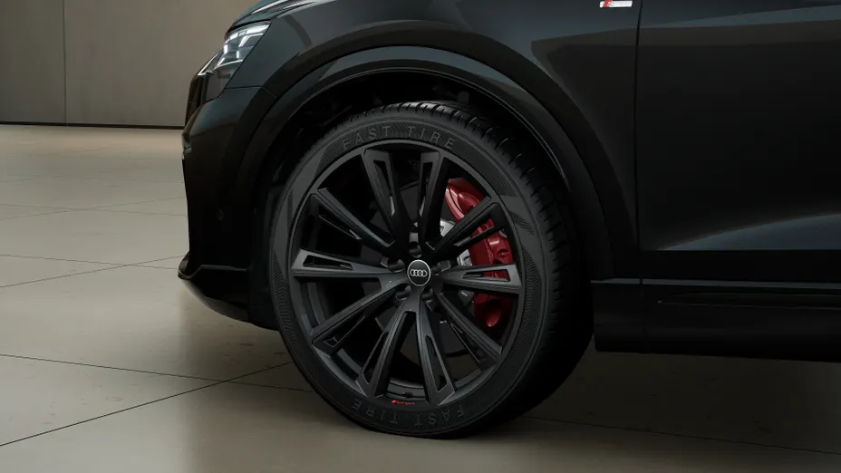 AUDI Q8 / E-Tron Q8 TFSI e PHEV 360 kW Quattro Tiptronic Nowy
