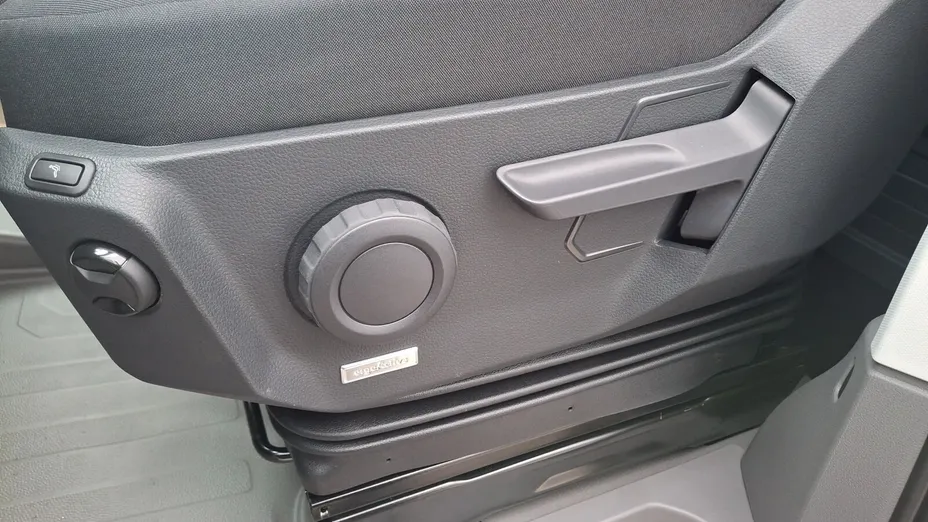 VOLKSWAGEN Crafter Crafter 35 BiTDI (16,4m3) aut