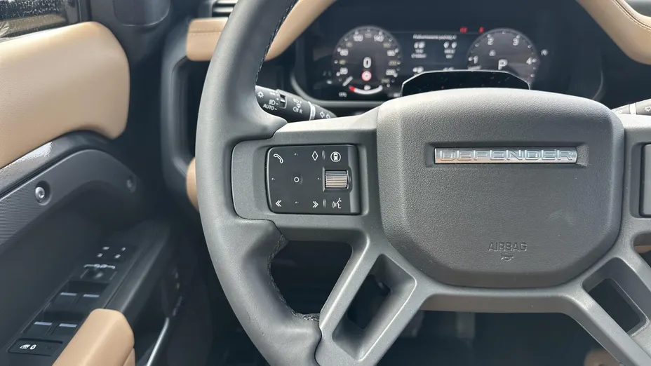 LAND ROVER Defender Defender 130 3.0 D350 mHEV X-Dynamic HSE