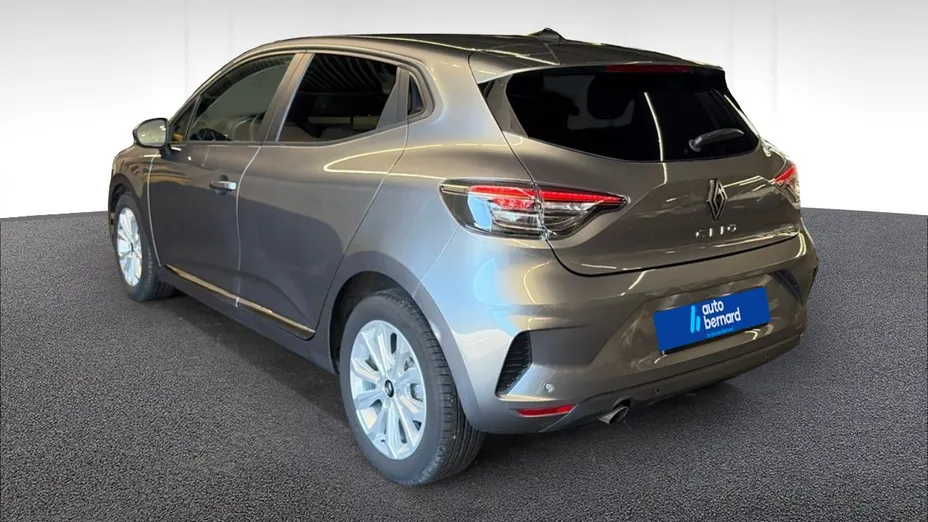 RENAULT Clio -