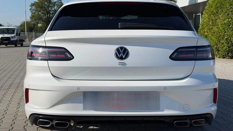 VOLKSWAGEN Arteon Arteon 2.0 TSI 4Motion R DSG