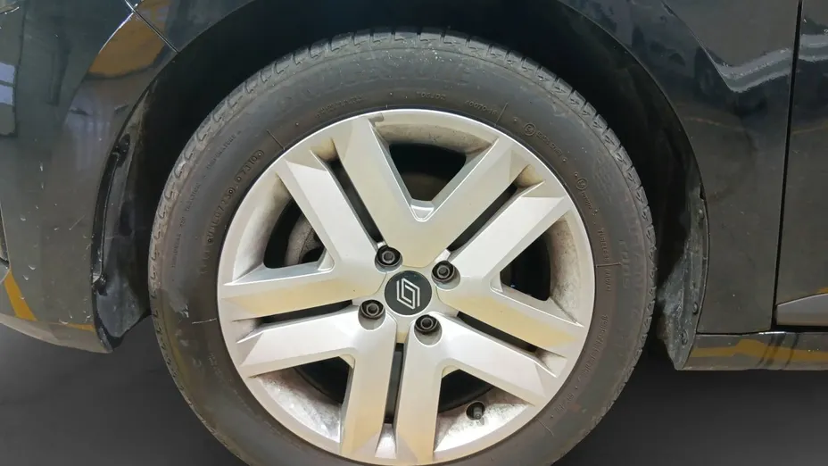 RENAULT Clio -