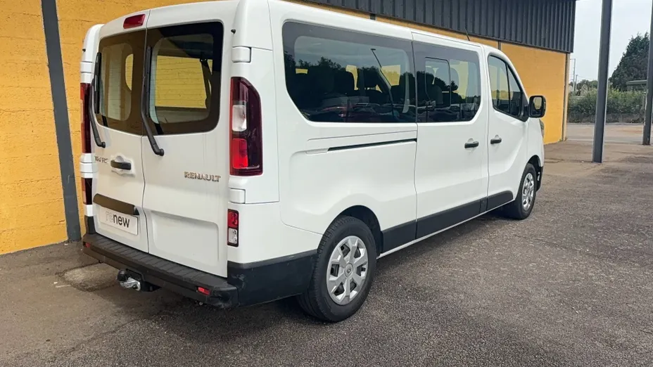 RENAULT Trafic -