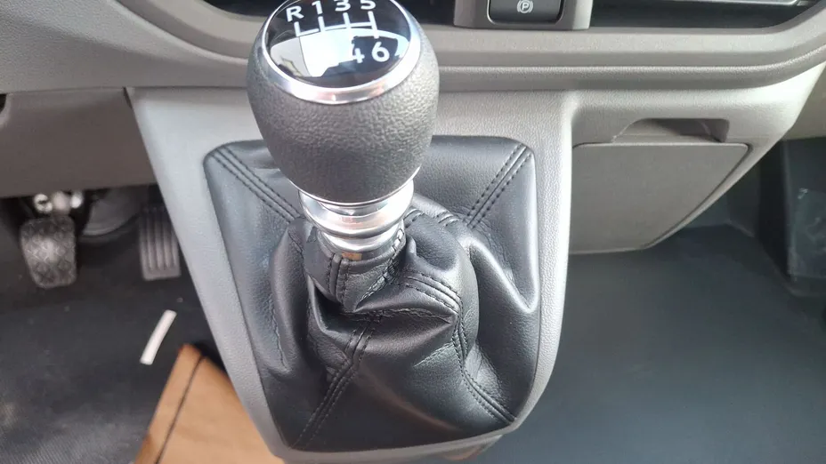 VOLKSWAGEN Transporter Transporter TDI L1H1 Nowy