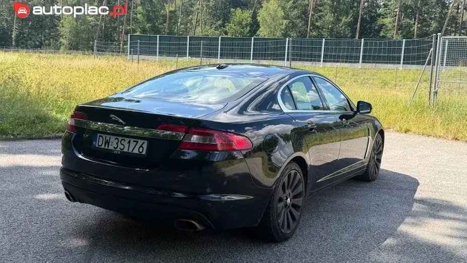JAGUAR XF XF 5.0 V8 Premium Luxury