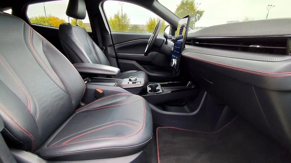 FORD Mustang Mustang 2.3 EcoBoost aut
