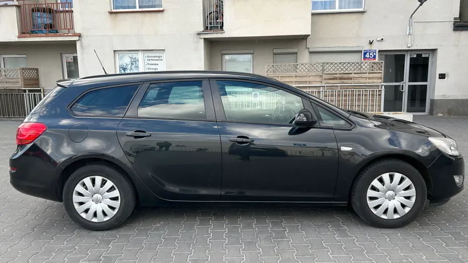 OPEL Astra -