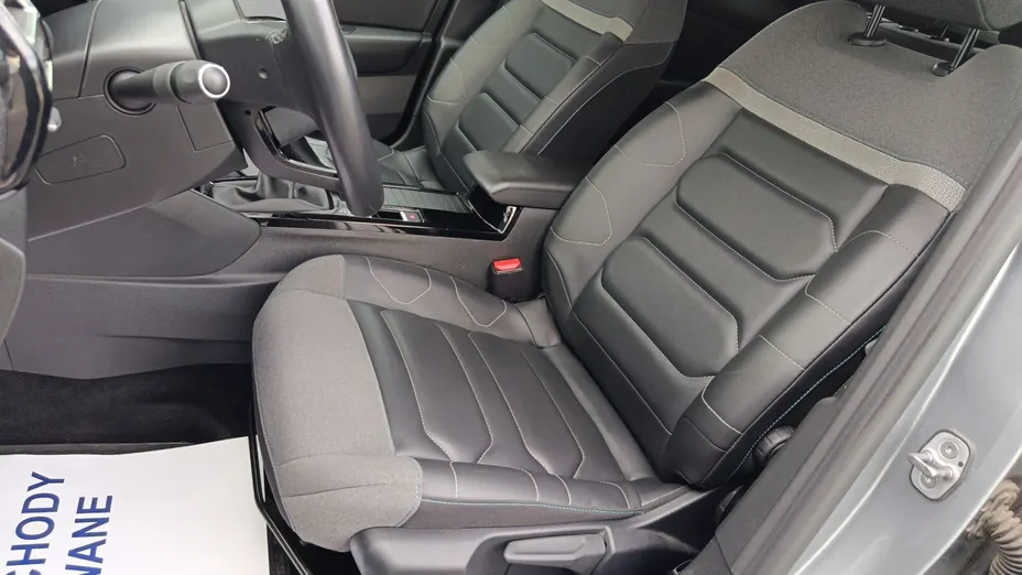 CITROEN C4 C4 1.2 PureTech Shine S&S
