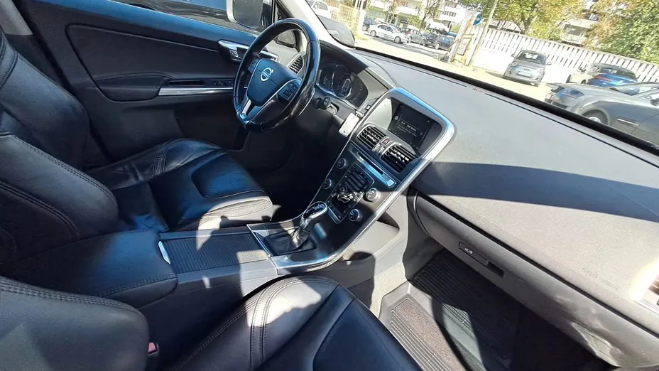 VOLVO XC60 XC60 T6 AWD Plug-In Hybrid Inscription aut