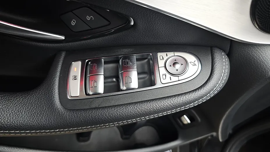 MERCEDES-BENZ GLC GLC 220 d 4-Matic