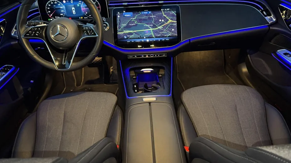 MERCEDES-BENZ E Klasa E 220 d mHEV 4-Matic Avantgarde 9G-Tronic