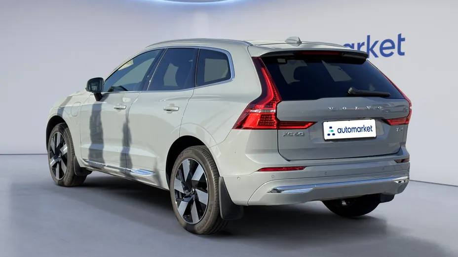 VOLVO XC60 XC60 T6 Plug-In Hybrid AWD Ultra Bright aut