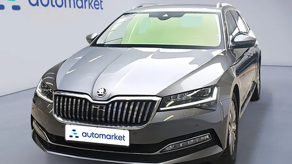SKODA Superb Superb 2.0 TDI SCR Style DSG