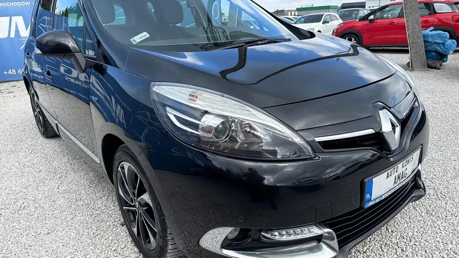 RENAULT Scenic -