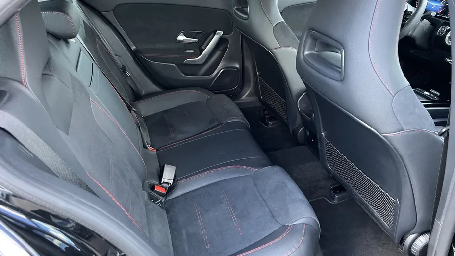 MERCEDES-BENZ A Klasa A 200 AMG Line 7G-DCT