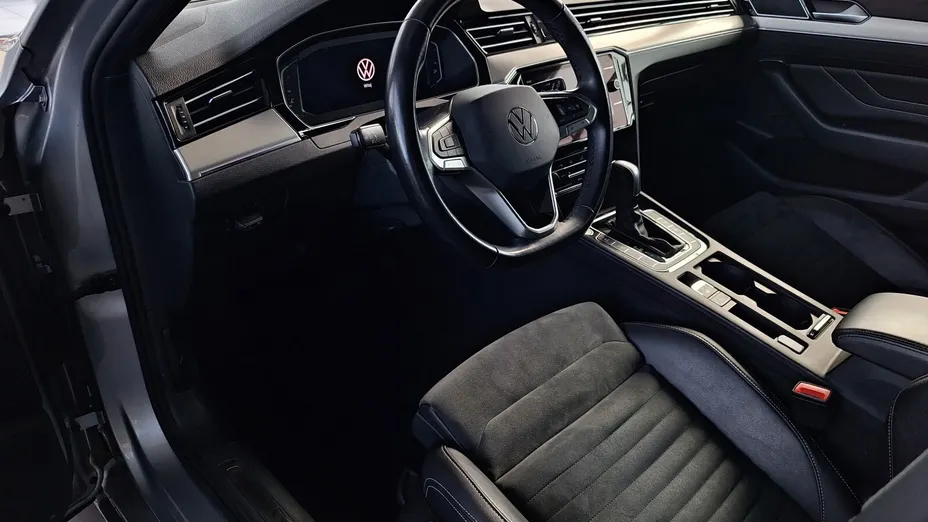 VOLKSWAGEN Passat Passat 2.0 TDI Elegance DSG