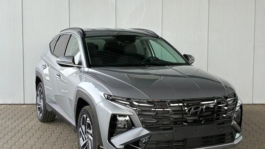 HYUNDAI Tucson -
