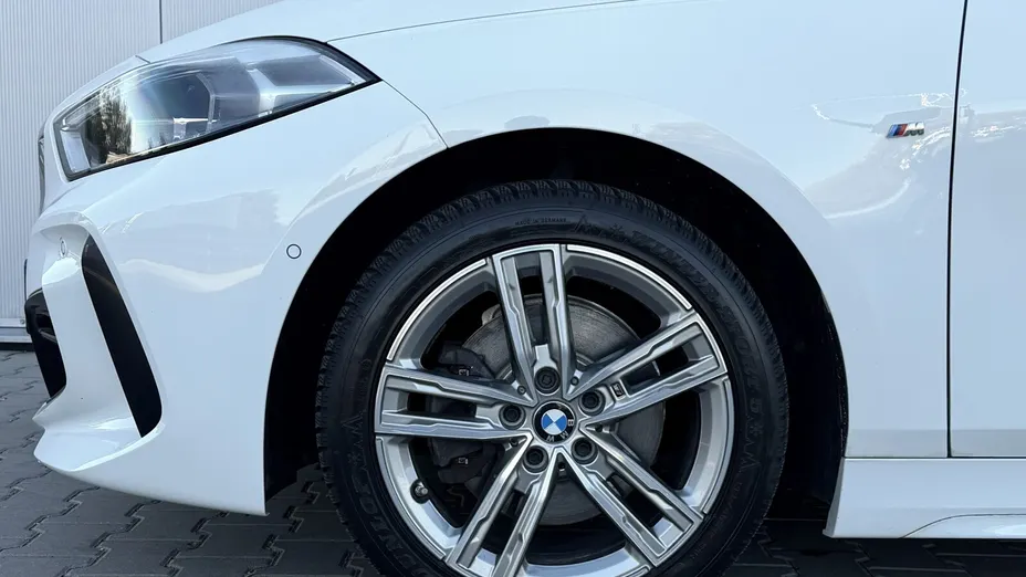 BMW Seria 1 118i M Sport aut
