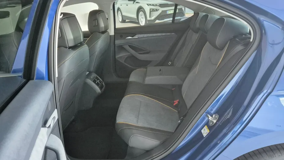 SKODA Superb Superb 1.5 TSI Plug-in Hybrid Edition 130 DSG