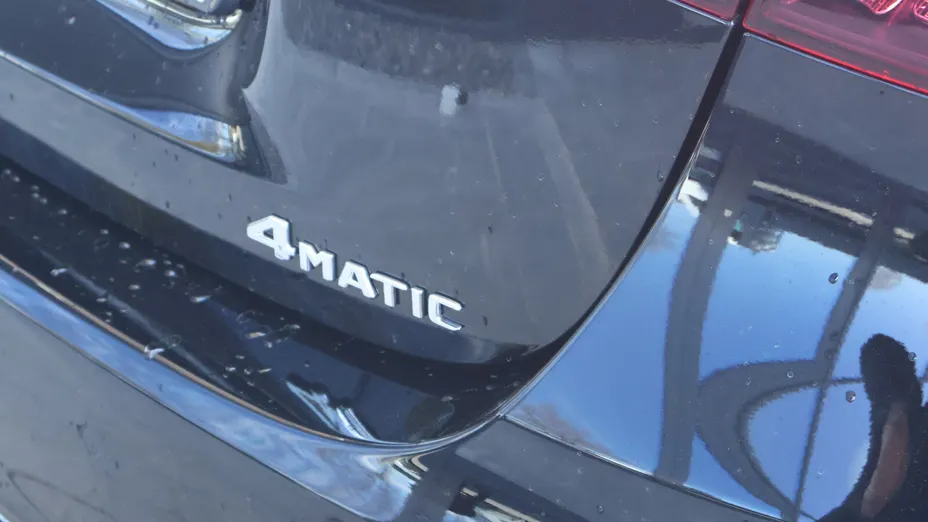 MERCEDES-BENZ A Klasa A 220 4-Matic Progressive 8G-DCT