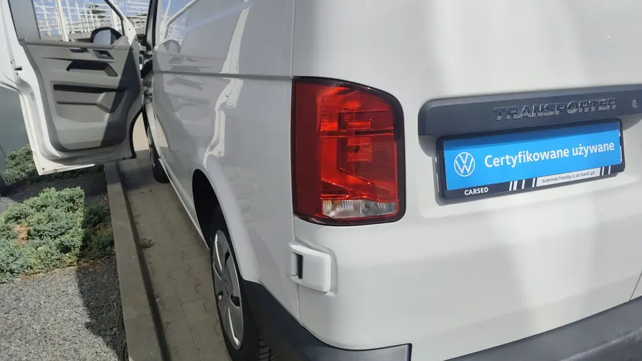 VOLKSWAGEN Transporter Transporter T6 TDI L1H1 DSG