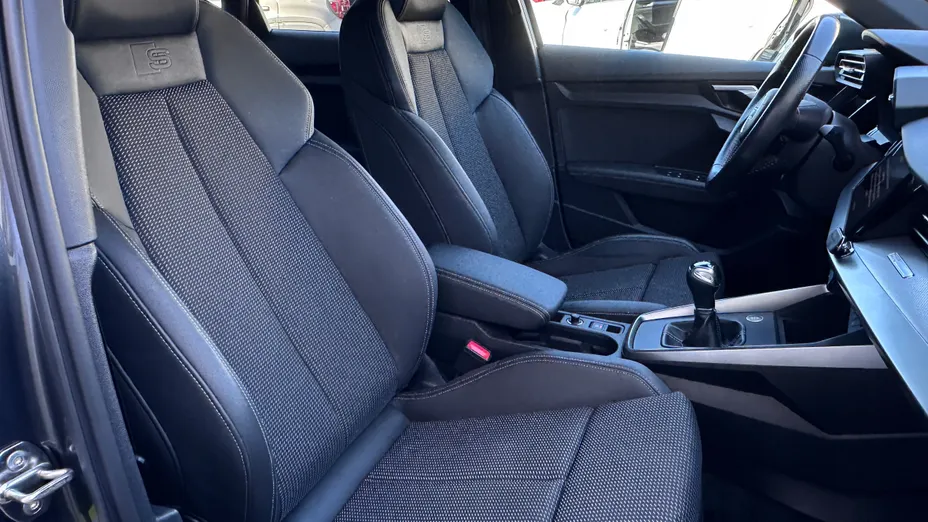 AUDI A3 A3 35 TFSI S Line