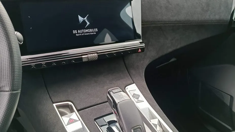 DS DS7 DS 7 1.5 BlueHDi Performance Line + aut