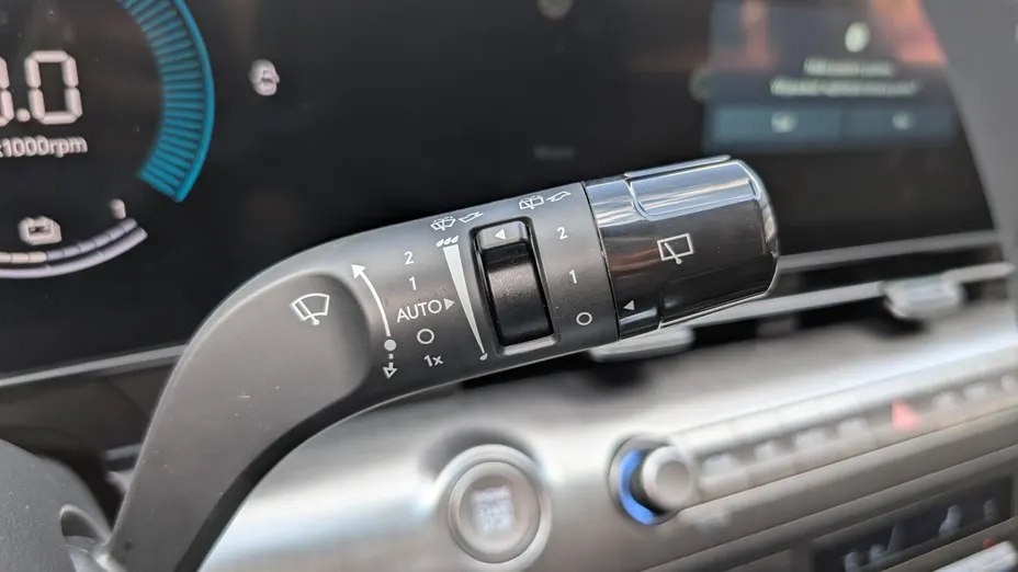 HYUNDAI Kona Kona 1.6 GDI Hybrid Smart DCT Nowy