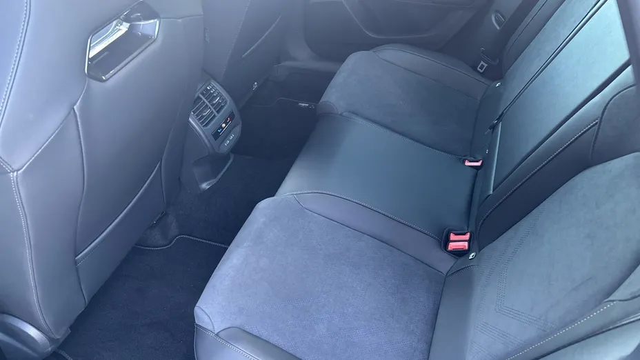 CUPRA Leon Leon 1.5 eTSI mHEV DSG Nowy
