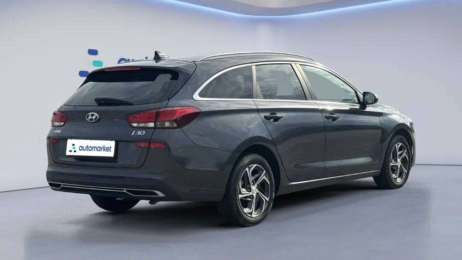 HYUNDAI i30 i30 1.0 T-GDI Smart DCT
