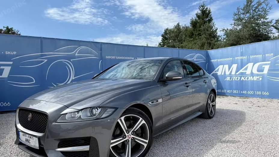 JAGUAR XF -