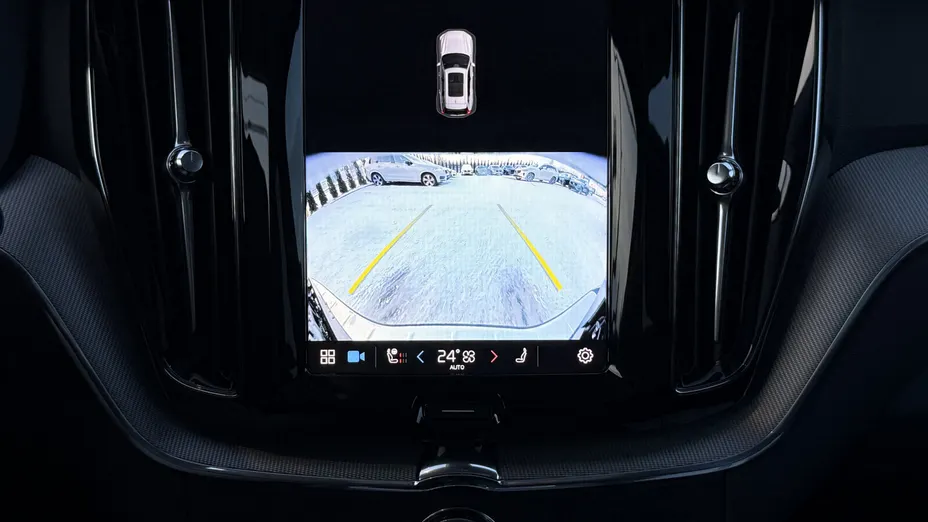 VOLVO XC60 XC60 T6 Plug-In Hybrid AWD Plus Bright aut