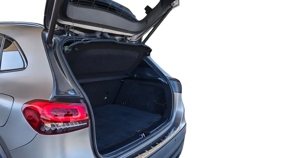 MERCEDES-BENZ GLA GLA 250 4-Matic AMG Line
