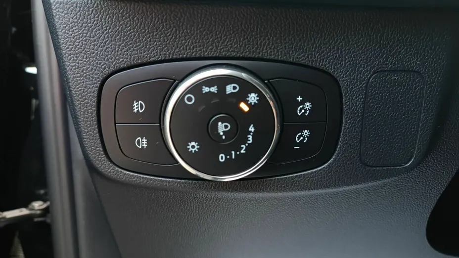 FORD Focus Focus 1.5 EcoBlue Titanium X aut