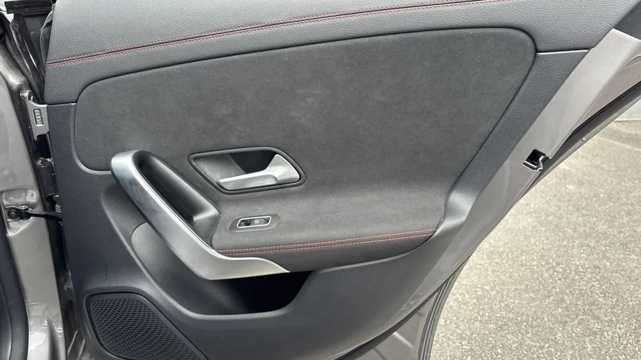 MERCEDES-BENZ CLA CLA 200 mHEV AMG Line 7G-DCT