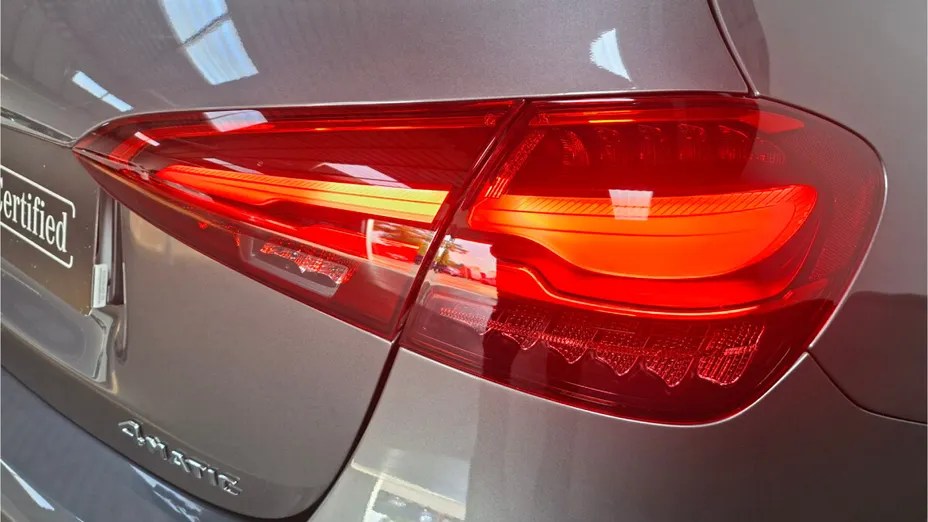 MERCEDES-BENZ A Klasa A 220 4-Matic AMG Line 8G-DCT